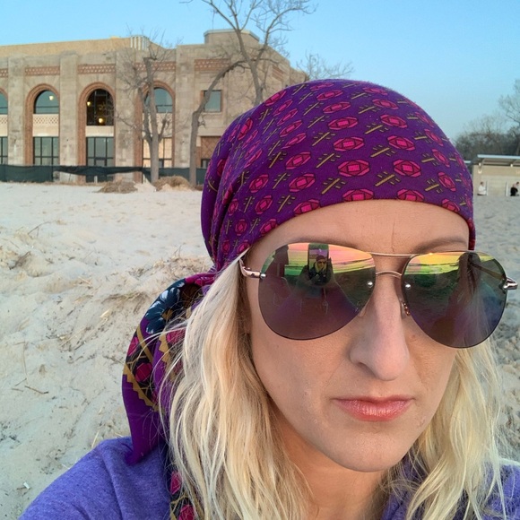 Meet your Posher, Shayna - Picture 3 of 5